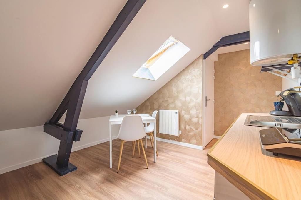 L'Azur Dore, Studio Pour 2 Voyageurs Isles-sur-Suippe Εξωτερικό φωτογραφία