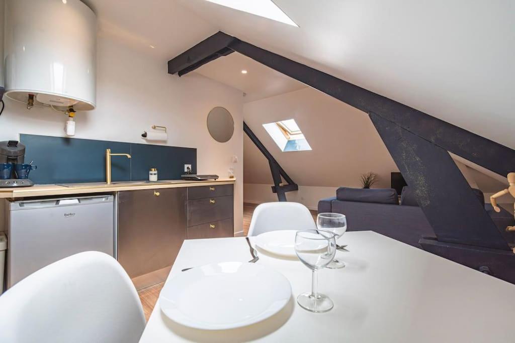 L'Azur Dore, Studio Pour 2 Voyageurs Isles-sur-Suippe Εξωτερικό φωτογραφία